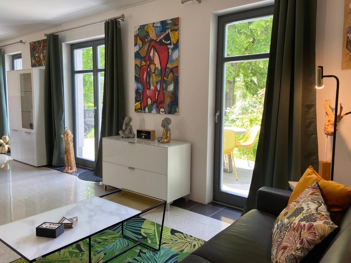 Ferienhaus Ferienwohnung Potsdam Diegalerie Am Schlosspark Marquardt Eksteriør bilde